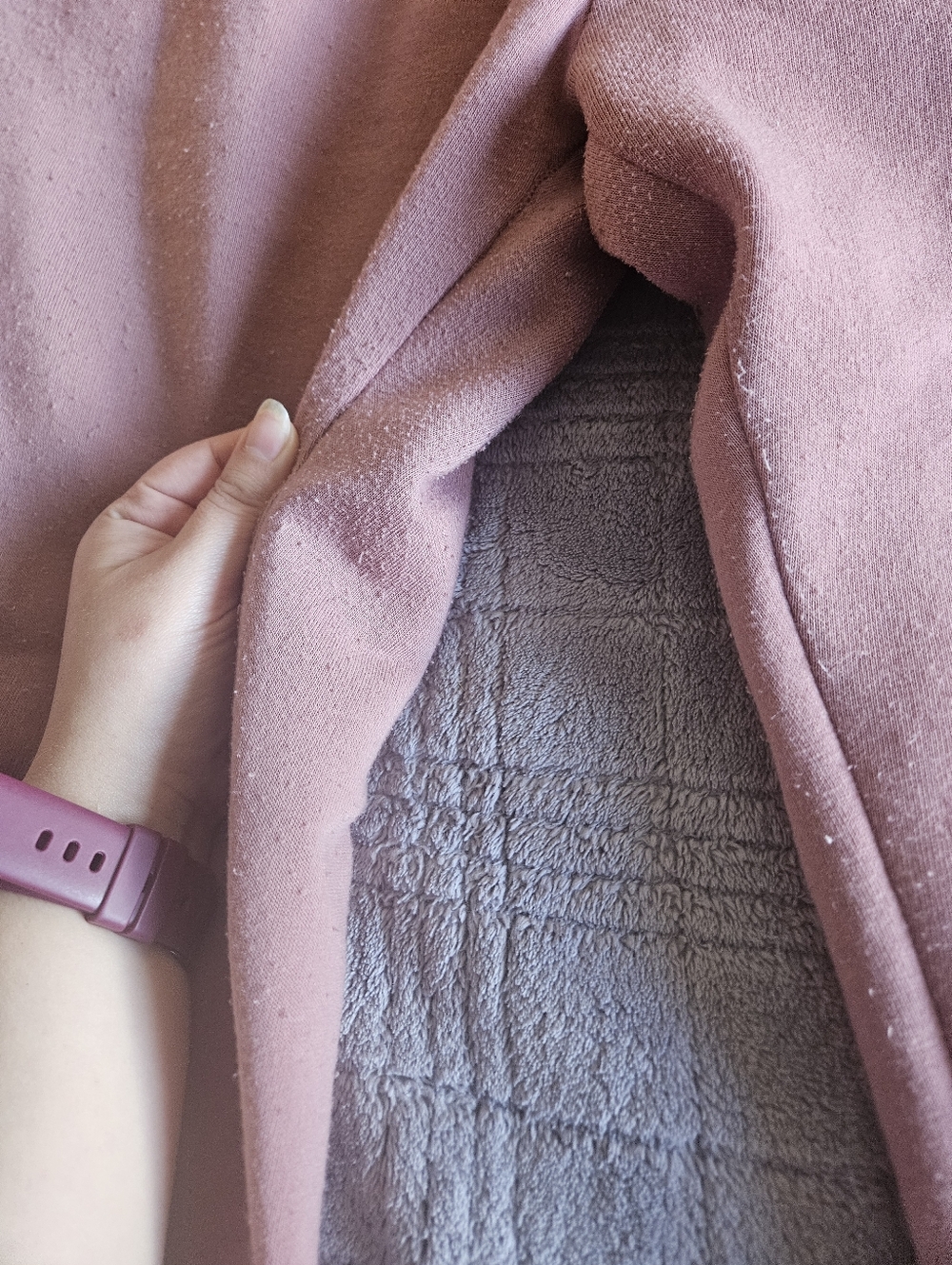 Cozy High-Waist Jogger  SweatPants in Like A Lilac Purple - Picture 5 of 7